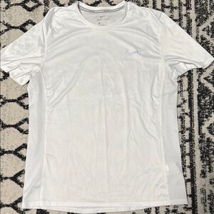Nike White Short Sleeve Tee